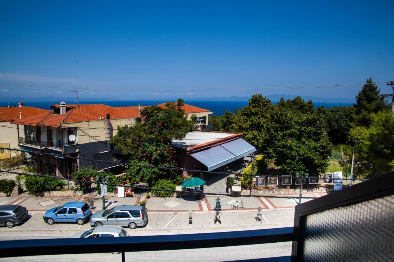 Hotel Adonis Kriopigi Esterno foto