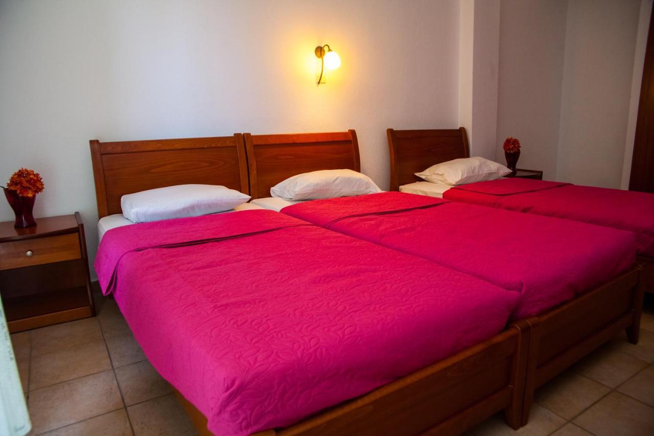 Hotel Adonis Kriopigi Esterno foto